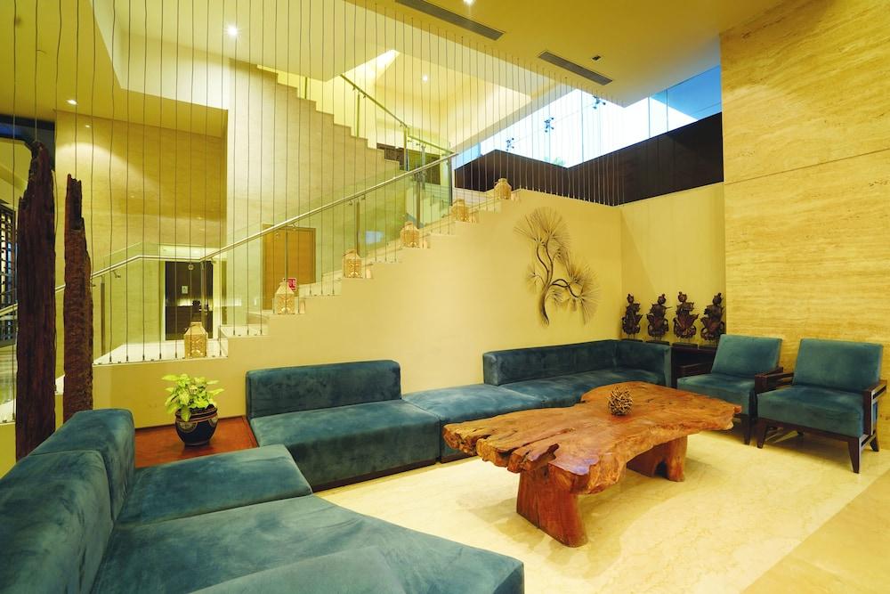 Hotel Doubletree By Hilton Gurugram Baani Square Gurgaon Zewnętrze zdjęcie
